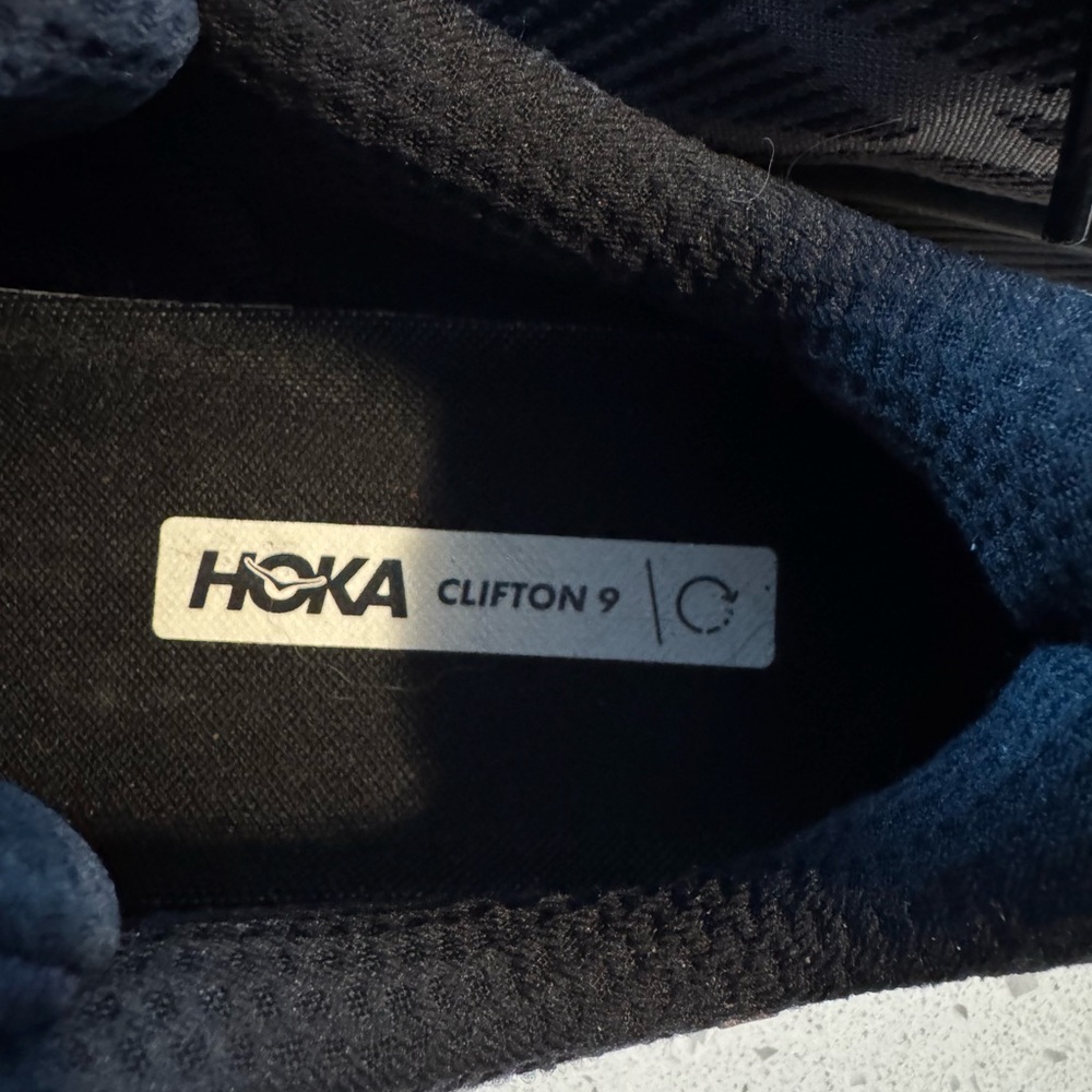 Hoka Clifton 9 in Black and Gray - Picture 3 of 3